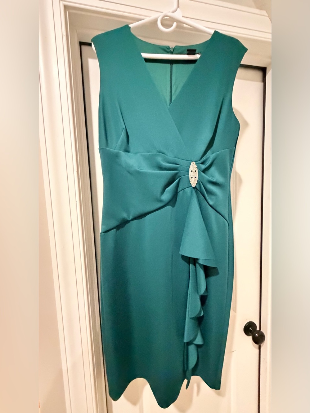 Jessica Howard Teal Sleeveless V-Neck Midi Dress Side Draped Knot and lining.